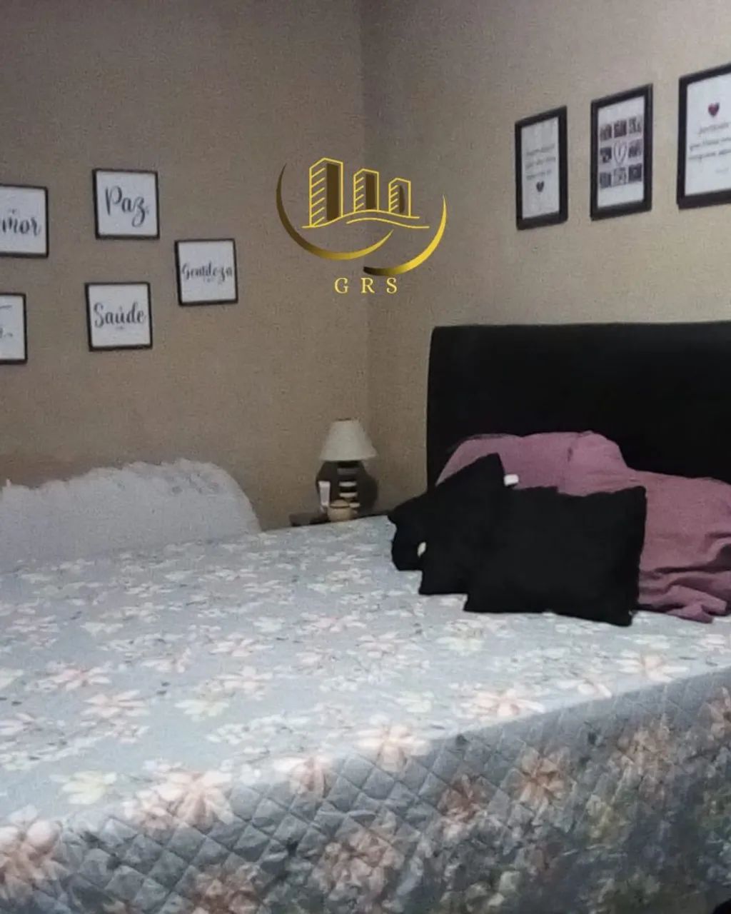 CASA À VENDA NO BALNEÁRIO EM SÃO PEDRO DA ALDEIA-RJ.