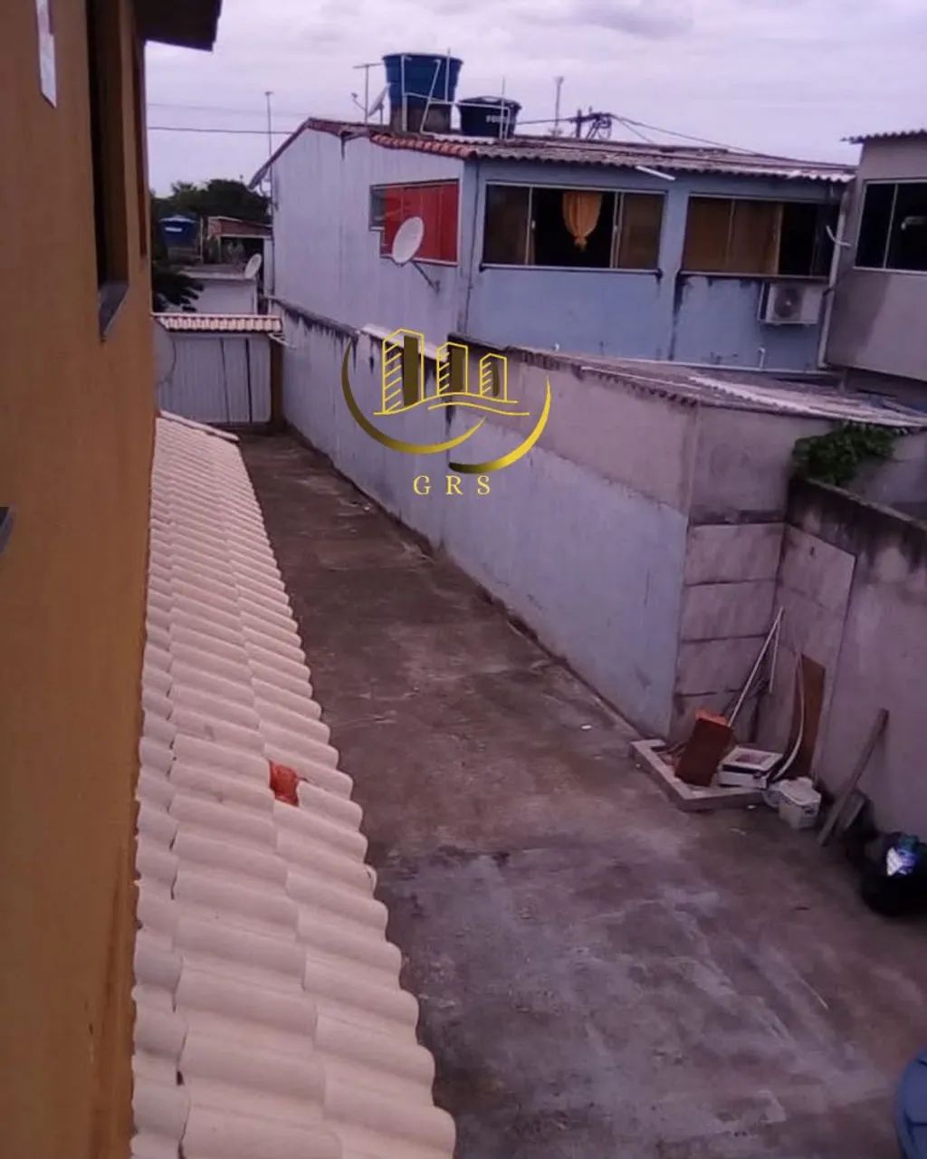 CASA À VENDA NO JARDIM ESPERANÇA CABO FRIO RJ.