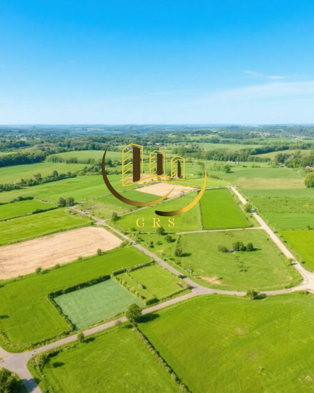 TERRENO À VENDA NO RIVIERA BOSQUE CLUBE EM SÃO PEDRO DA ALDEIA-RJ.