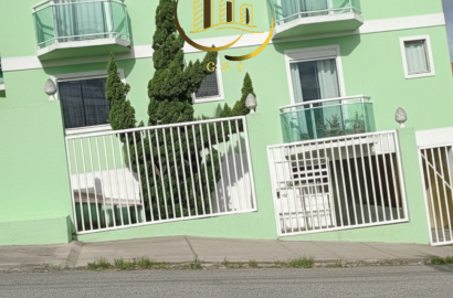 APARTAMENTO Á VENDA NO CENTRO DE SÃO PEDRO DA ALDEIA-RJ.