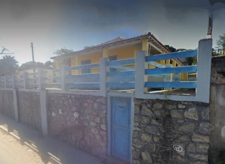 CASA À VENDA NO PORTO DO CARRO EM SÃO PEDRO DA ALDEIA-RJ.